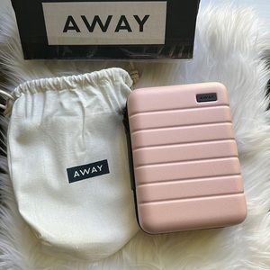 Away Mini Suitcase - Petal Pink